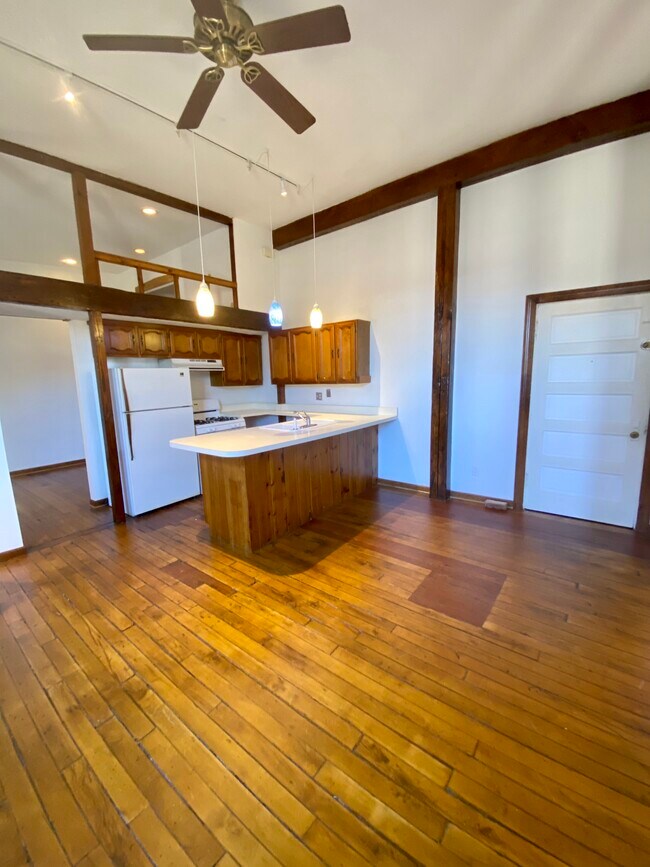 Foto del edificio - 1222 W Grace St