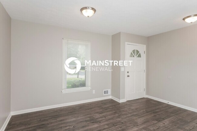 Foto del edificio - 3 Bedroom Pet-Friendly Home in Louisville,...