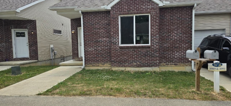 Primary Photo - 3991 Mt Moriah Dr