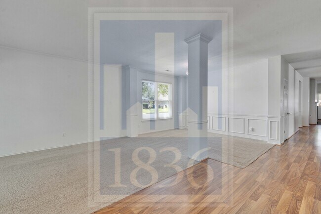 Foto del edificio - 1204 Thackeray Ln