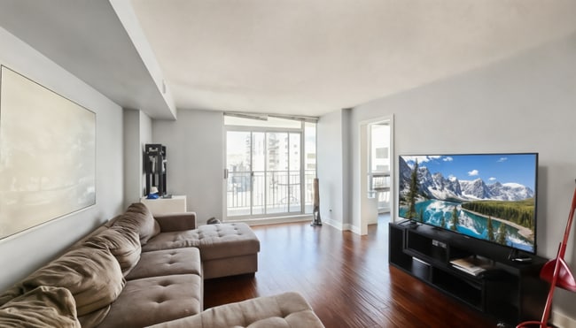 Building Photo - 1.0 bedroom in Calgary Alberta T2R 1S5