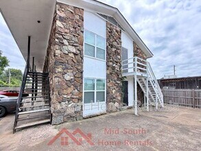 Building Photo - 3969 Southlawn Ave
