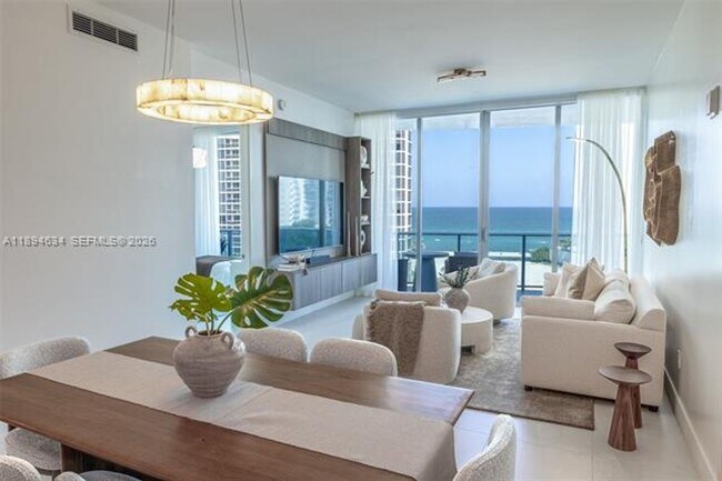Foto del edificio - 17550 Collins Ave