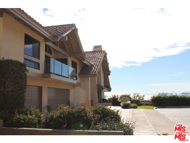 Primary Photo - 18 S Ocean Manor Pl
