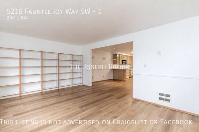 Building Photo - Spacious 2 bed in West Seattle