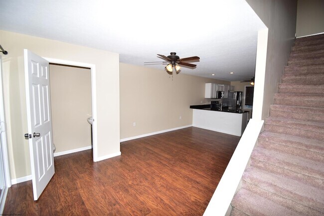 Foto del edificio - 427 Marlowe Cir