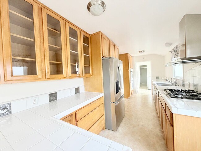 Foto del edificio - Charming 4-bedroom, 2-bath Home - MOVE IN READY