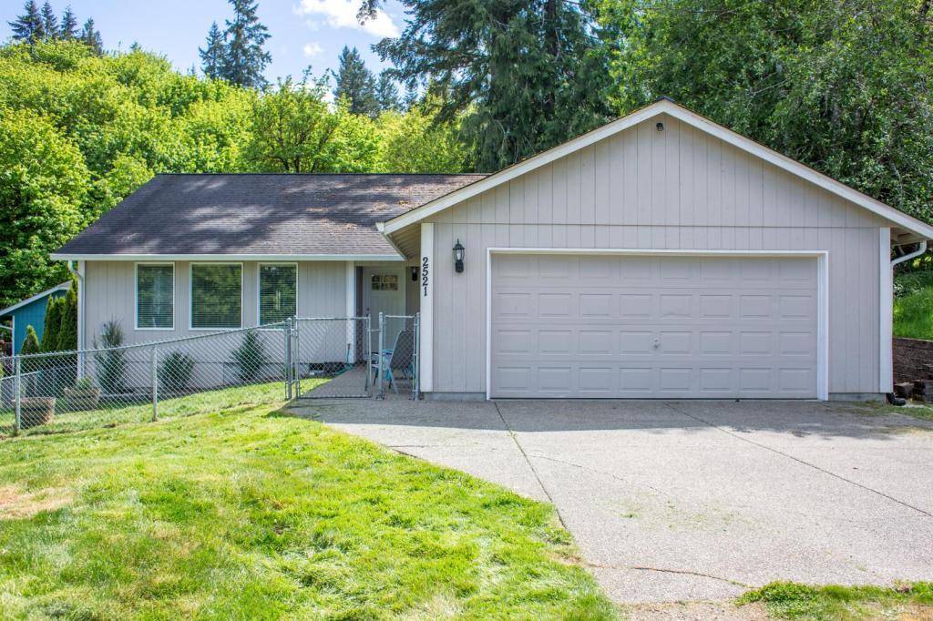 Foto principal - 2521 123rd Ave SW