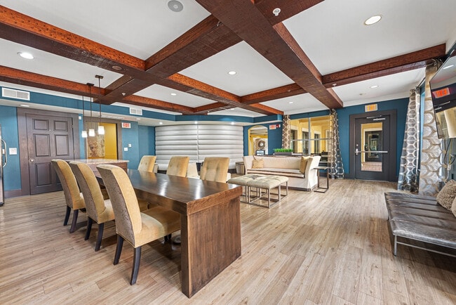 Building Photo - Allura Las Colinas