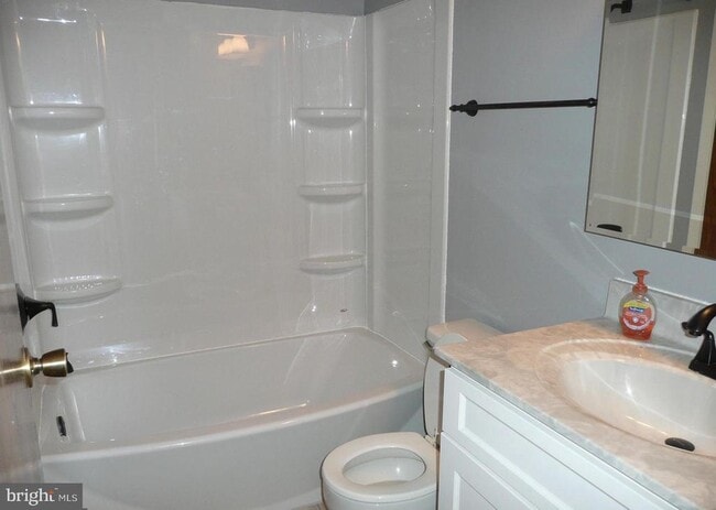 Building Photo - 8036 Abbey Ct