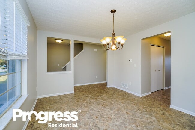 Building Photo - 3912 Highland Bluff Dr
