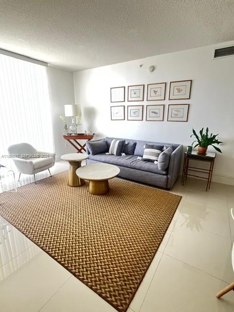 Building Photo - 18800 NE 29th Ave