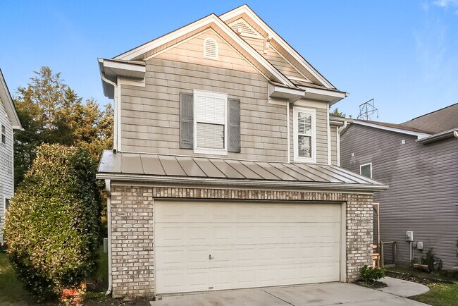 Building Photo - 13618 Riding Hill Ave