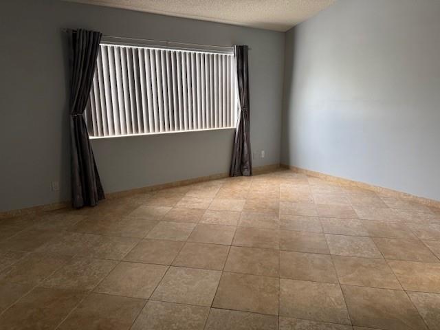 Building Photo - 5861 N Plum Bay Pky