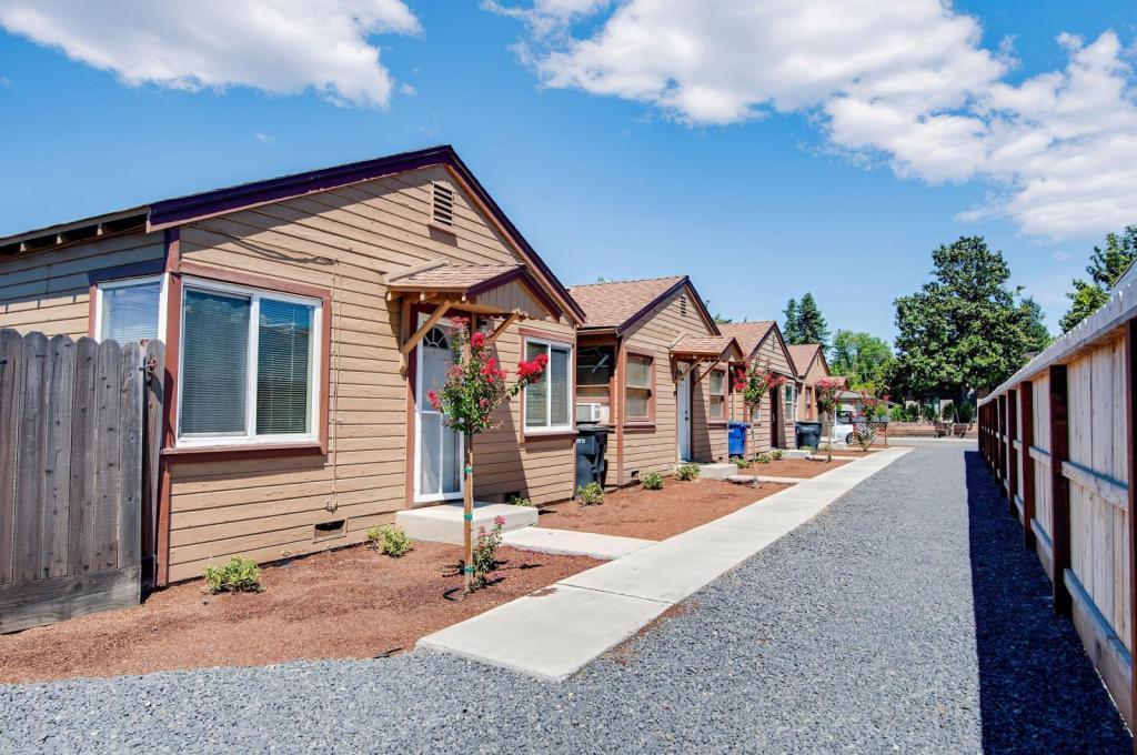 Foto principal - 933 Hackberry Ave