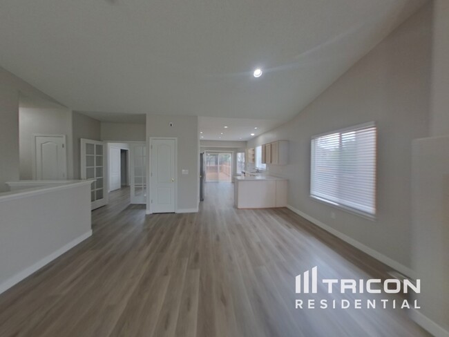 Foto del edificio - 5950 Fescue Dr