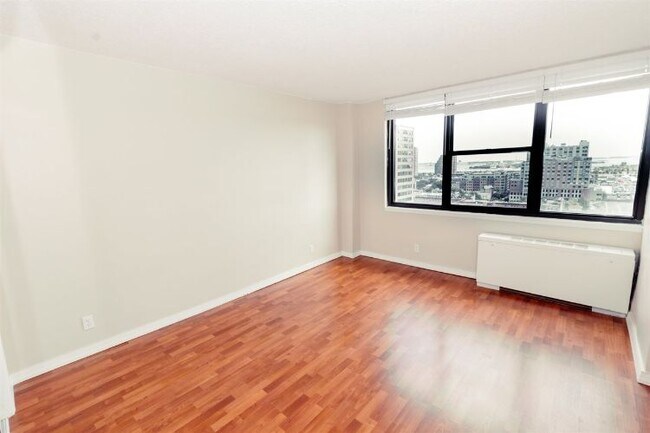 Building Photo - 280 Marin Blvd