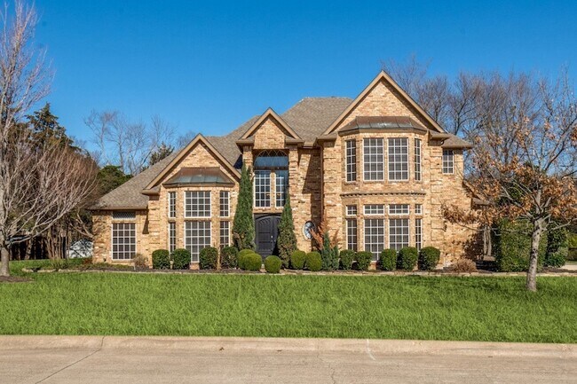 Foto del edificio - 529 Chippendale Dr