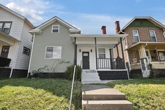 Building Photo - 661 Siebert St