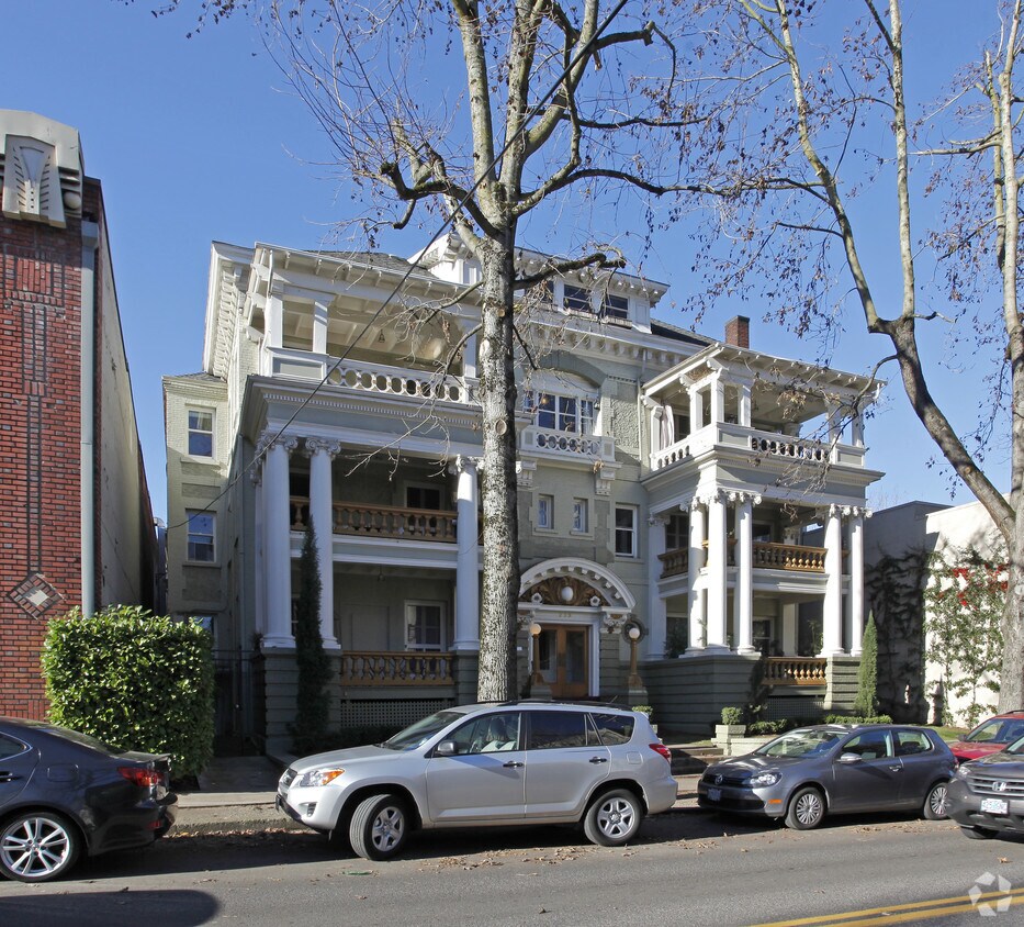 Adeline Apartments Apartments in Portland, OR