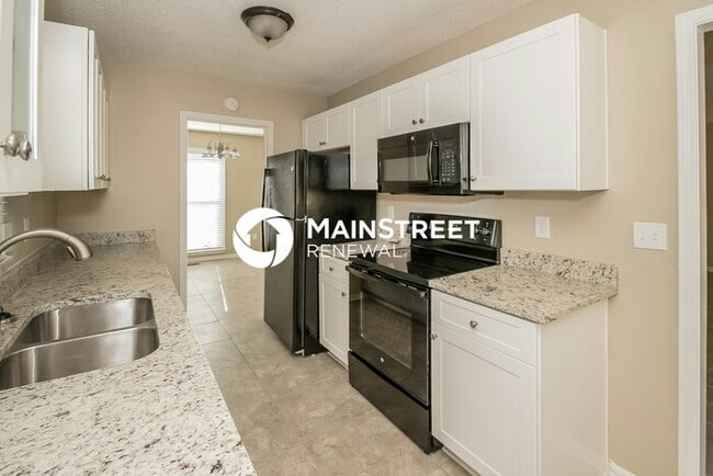 Building Photo - 3 Bedroom Pet-Friendly Home in Birmingham,...