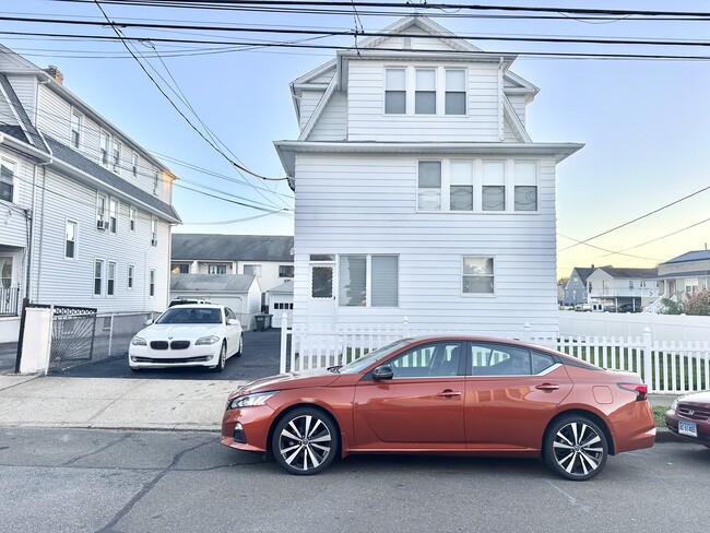 Building Photo - 67 Tremont Ave