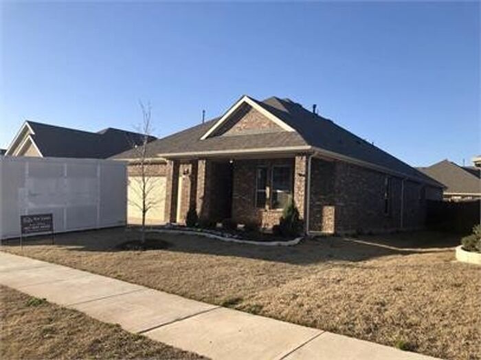 Primary Photo - 1 story 4 Bed 3 Bath in Paloma Creek with ...