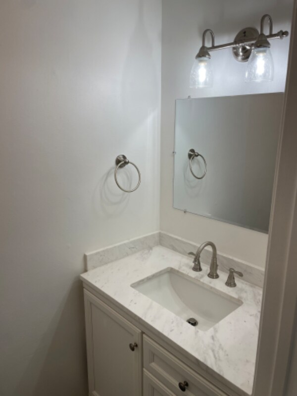 Building Photo - 1031 Dunes St