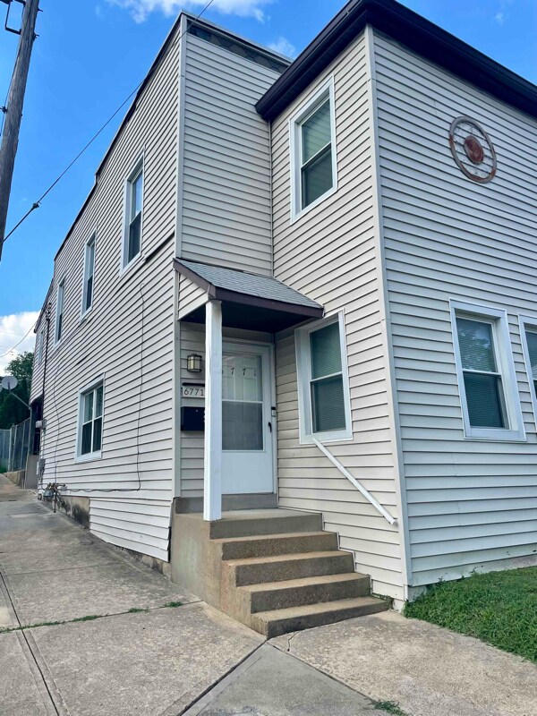 Foto principal - 6771 Nashville Ave