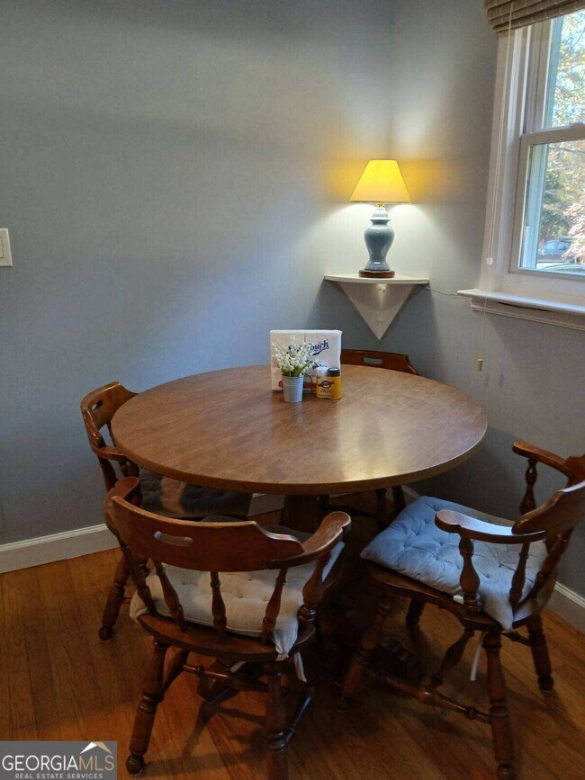 Foto del edificio - 1385 Linkwood Ln