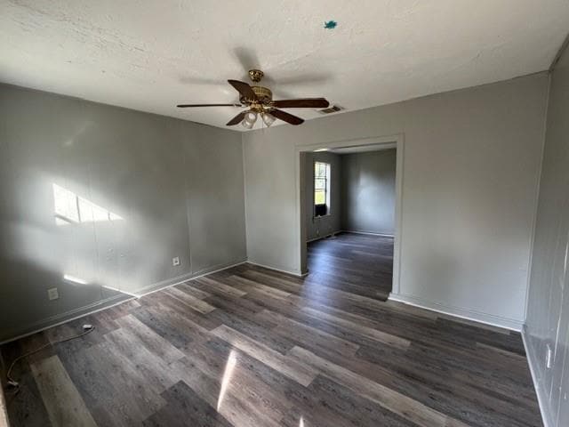 Building Photo - 317 Kelly St