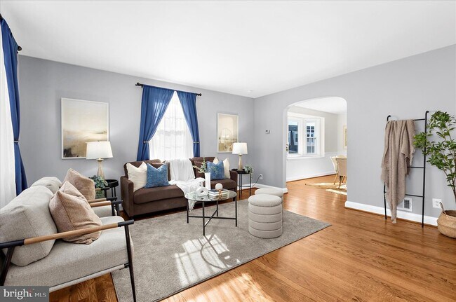 Foto del edificio - 312 Small Ct