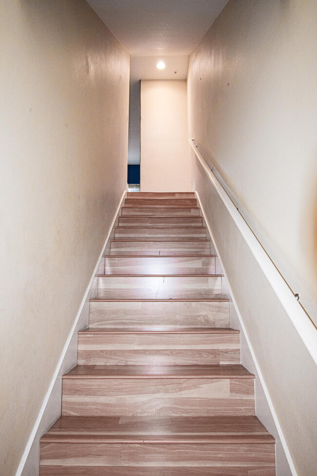 Building Photo - 18465 SW Stepping Stone Dr