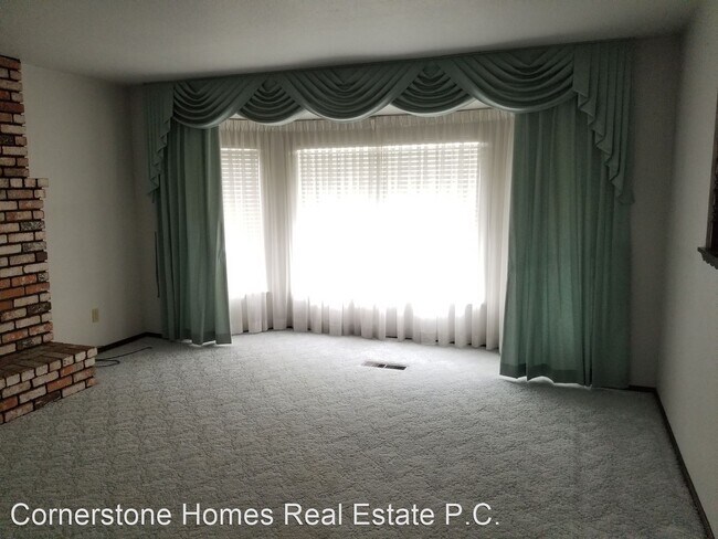 Foto del edificio - 3 br, 2 bath House - 885 Gary St