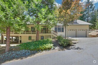 Building Photo - 26270 St Andrews Ct