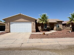 Building Photo - 2409 Wildflower Dr