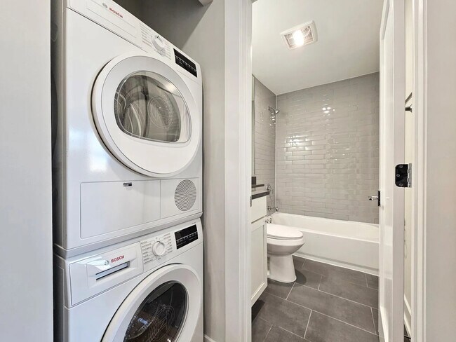 Foto del edificio - 540 W Aldine Ave