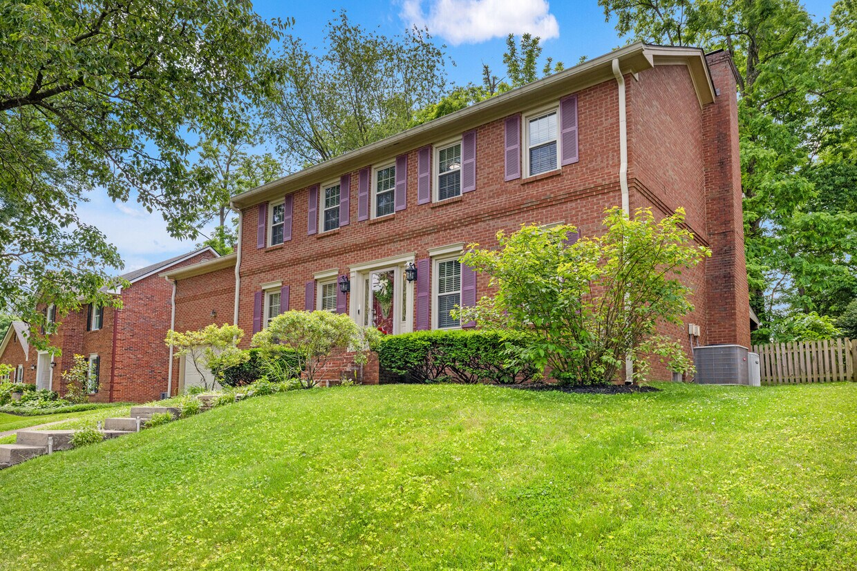 Foto principal - 2152 Sallee Dr