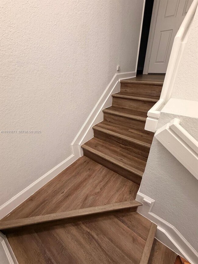 Foto del edificio - 4081 Allerdale Pl