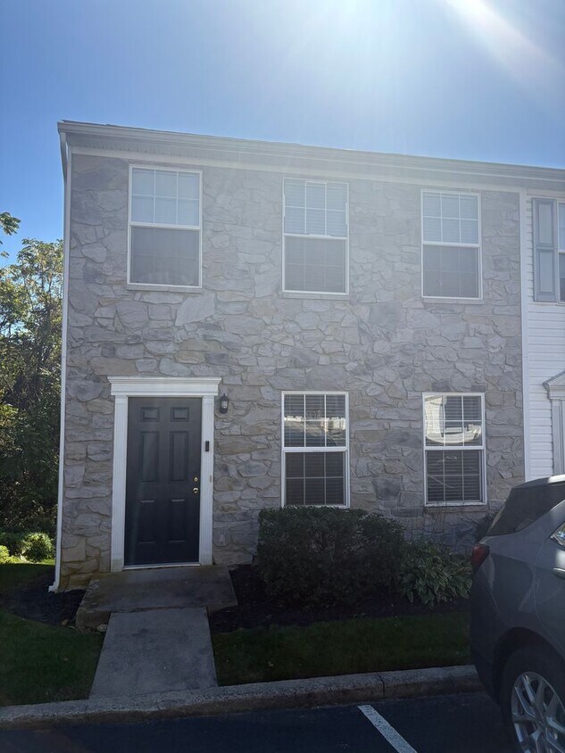 Primary Photo - 3 Bedroom/1.5 Bath End Unit, Parking-Cherr...