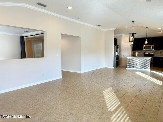 Foto del edificio - 4930 Tiger Lily Ln