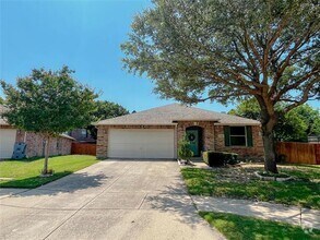 Building Photo - 13183 Cowper Dr