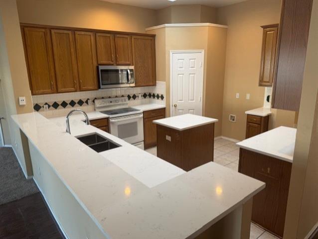 Building Photo - 4206 Tanglewood Ln