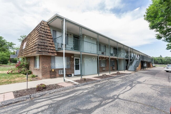 Foto del edificio - 824 N Garfield Ave