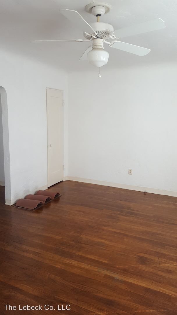 Foto del edificio - 1211-1213 Gold Ave SW