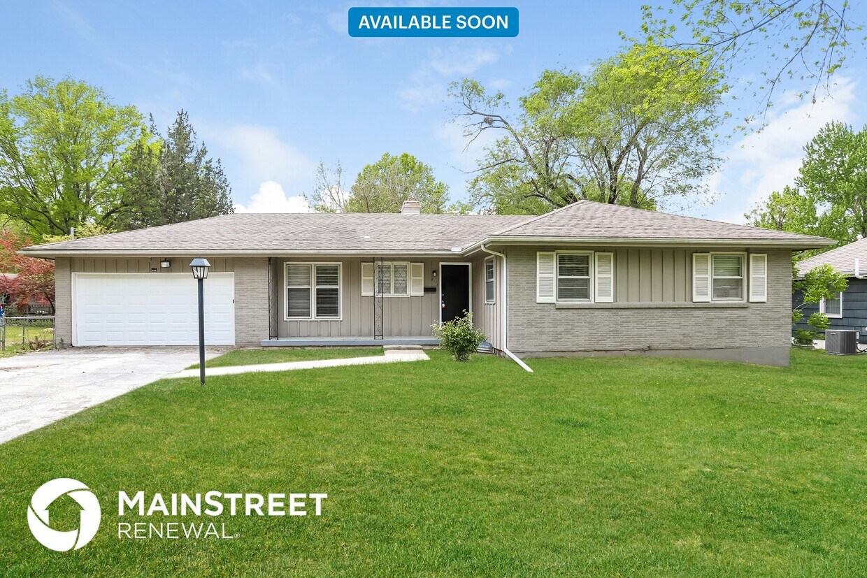 Primary Photo - 8118 Willow Way