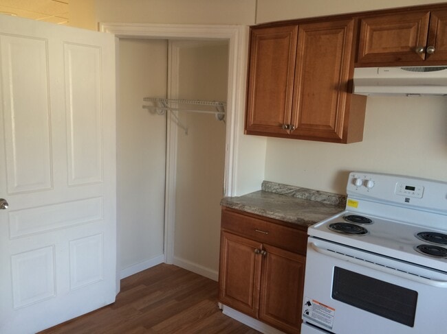 Kitchen and Pantry - 4512 Liberty Ave
