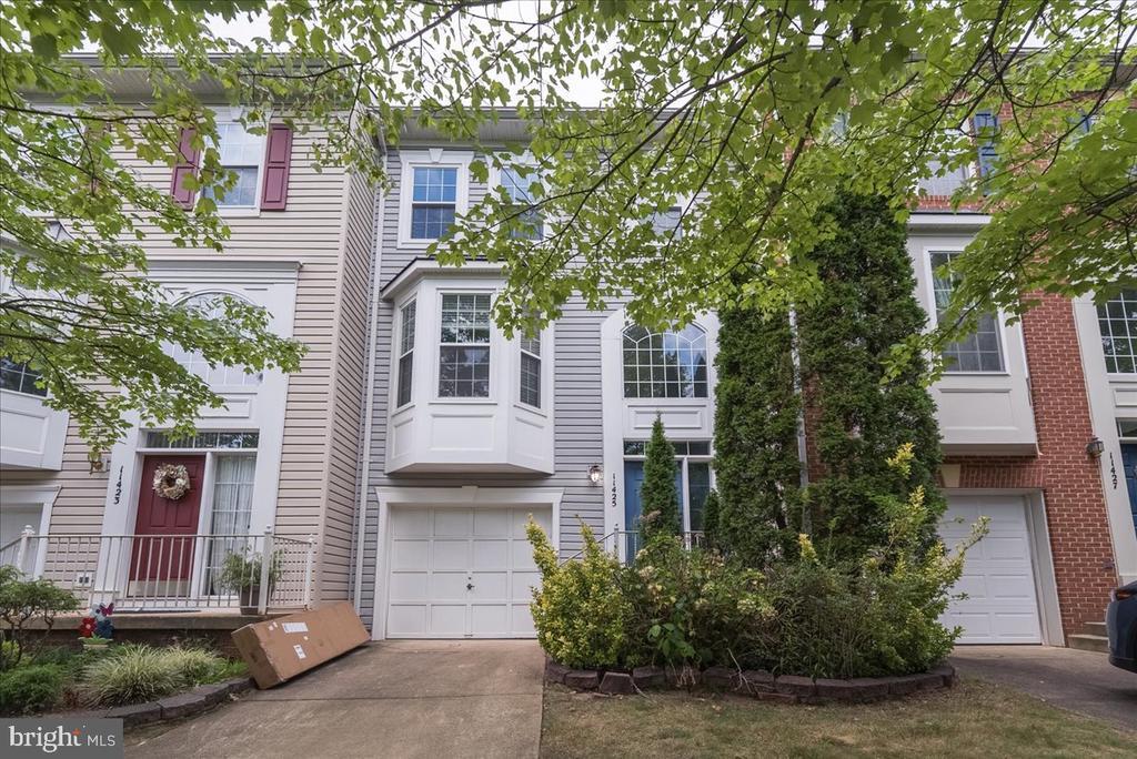 Foto principal - 11425 Abner Ave