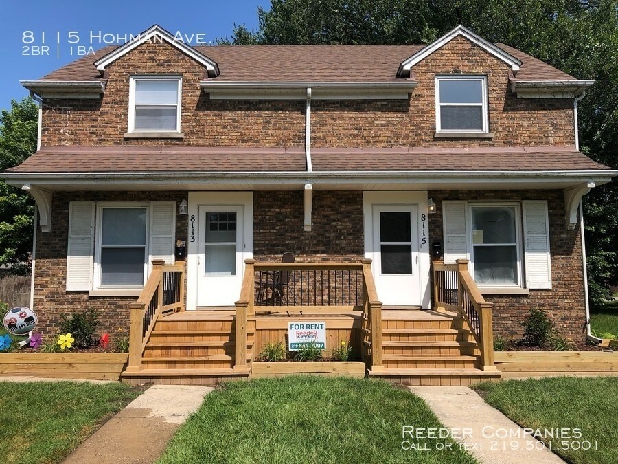 Beautifully renovated 2 bedroom Duplex House Rental in Munster, IN