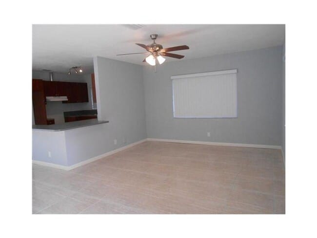 Foto del edificio - 1544 NW 8th Ave
